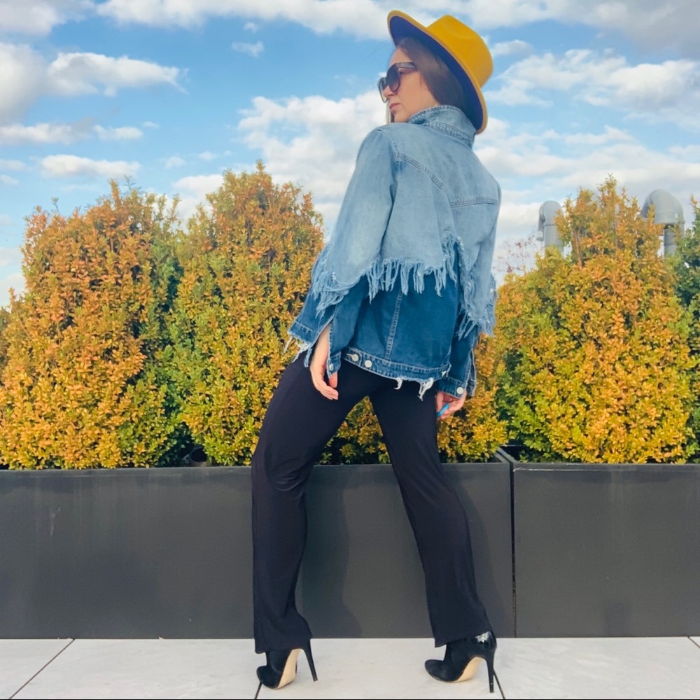 Blank NYC Fringed Distressed Two Denim Jacket One - Picture 5 of 16